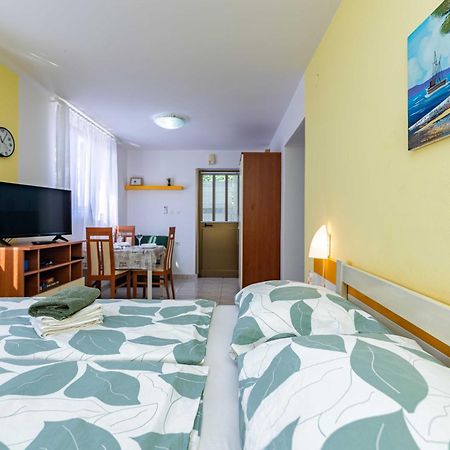 Apt Ana, Malinska, Vantacici, Island Krk Exteriér fotografie